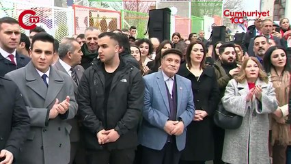 İmamoğlu ile annesinin yürekleri ısıtan anısı: Kış vakti tabelada beni görünce üşüyorum sanıyormuş