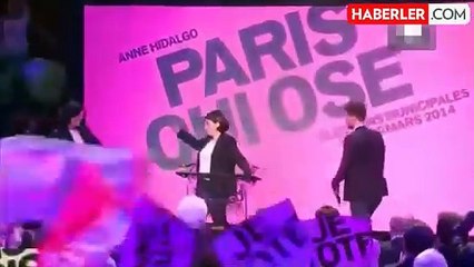 Paris Belediye Başkanı Hidalgo'ya yönelik yolsuzluk soruşturması kapsamında belediye binasına baskın