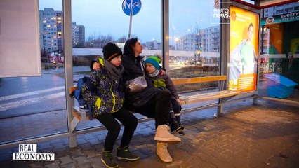 How Childcare Centers Support Ukrainian Mothers in Integrating into Their Host Countries 🇵🇱