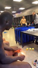 Mario Balotelli, soyunma odasında torpil attı