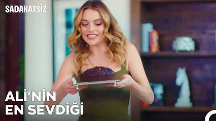 Cici Anne Derin'den Kek Şov - Sadakatsiz