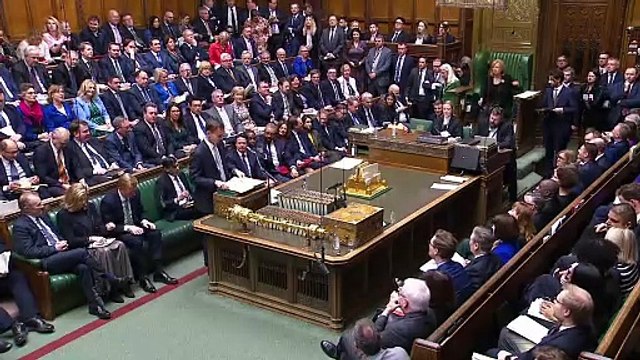 Governo britânico anuncia redução de impostos