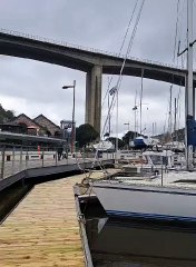 Le passage spectaculaire de deux hélicoptères Tigre sous le viaduc de Saint-Brieuc
