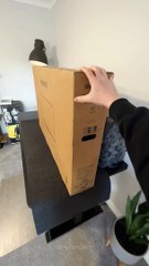 Unboxing Sony  42 OLED Gaming