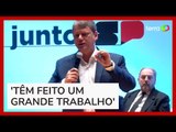 Tarcísio diz que professores de SP não têm melhor salário e estrutura, mas 'têm muito amor'