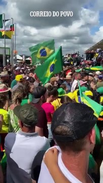 No Rio Grande do Sul, Bolsonaro muda cenário e gera alvoroço em visita na Expodireto