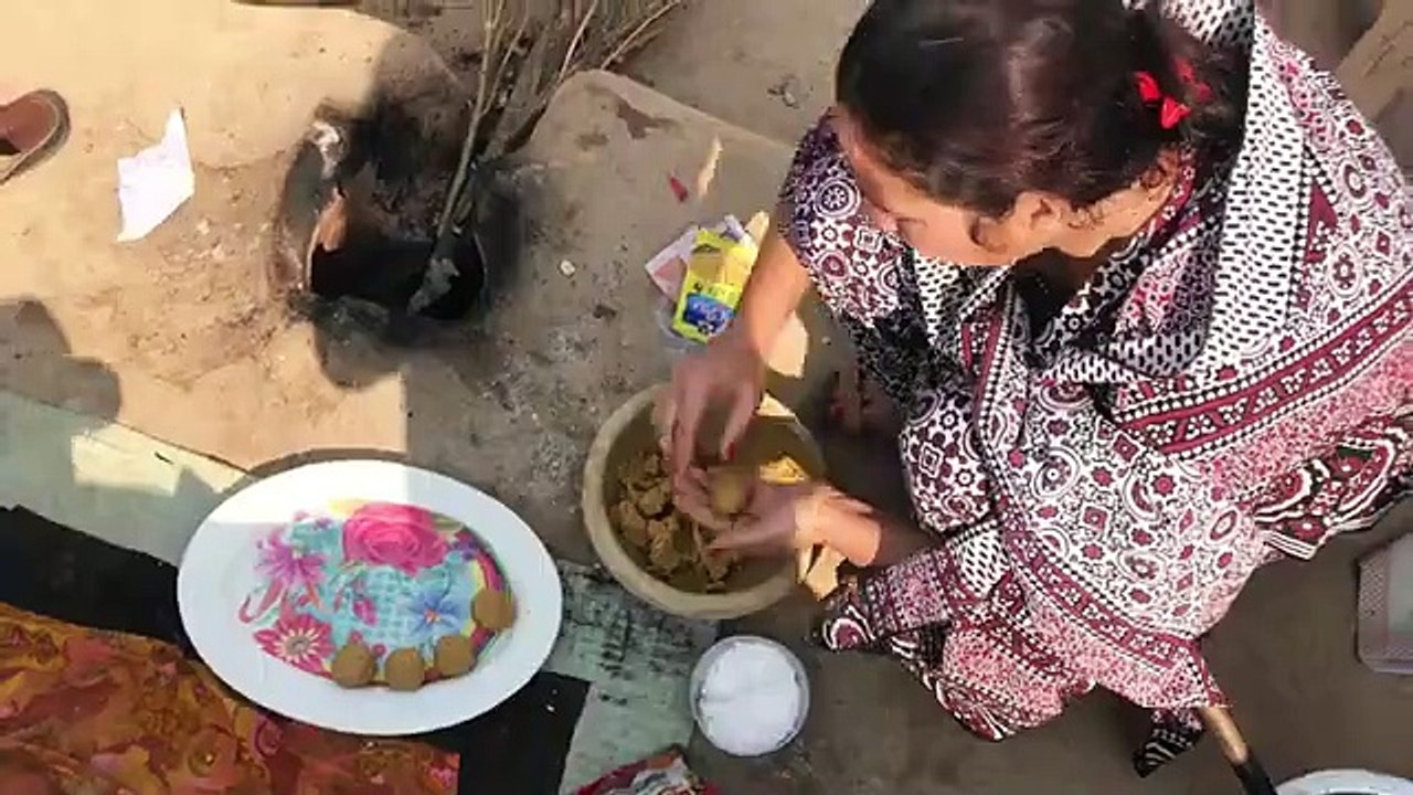Secrets of the Desert Women's Morning Routine _ Village Life Pakistan