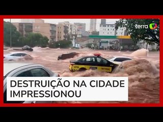 Temporal deixa parte de Uberlândia debaixo d'água, arrasta carros e arranca asfalto de avenidas