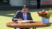 Momen Presiden Jokowi Interaksi dengan Koala di Sela Makan Siang KTT ASEAN-Australia