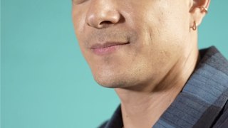Cosmo Challenge: Staring Contest With Jericho Rosales