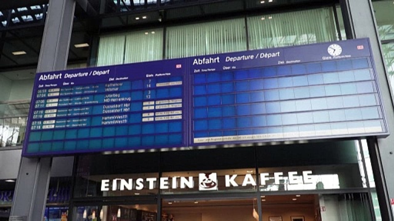 Doppelstreik: Geduldsprobe für Bahn- und Flugreisende