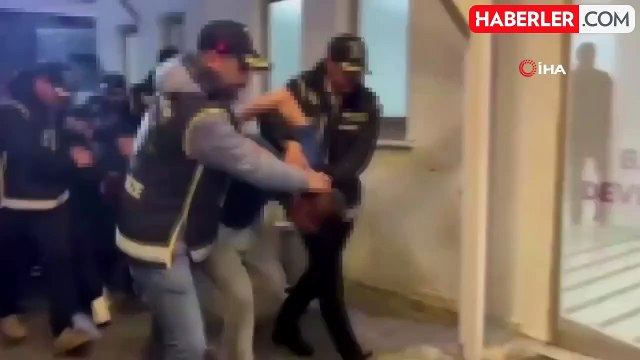 Yasadışı silah ticareti yapan çete çökertildi: 10 gözaltı