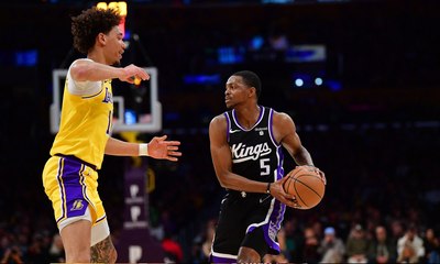 كينغز يهزم ليكرز في دوري السلة الأمريكي