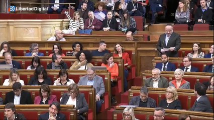 El repaso de Alejandro Fernández a Aragonès y sus socios del "perroflautismo contemplativo"