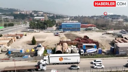 Köpeğiyle tonlarca yükle şehirlerarası mekik dokuyor