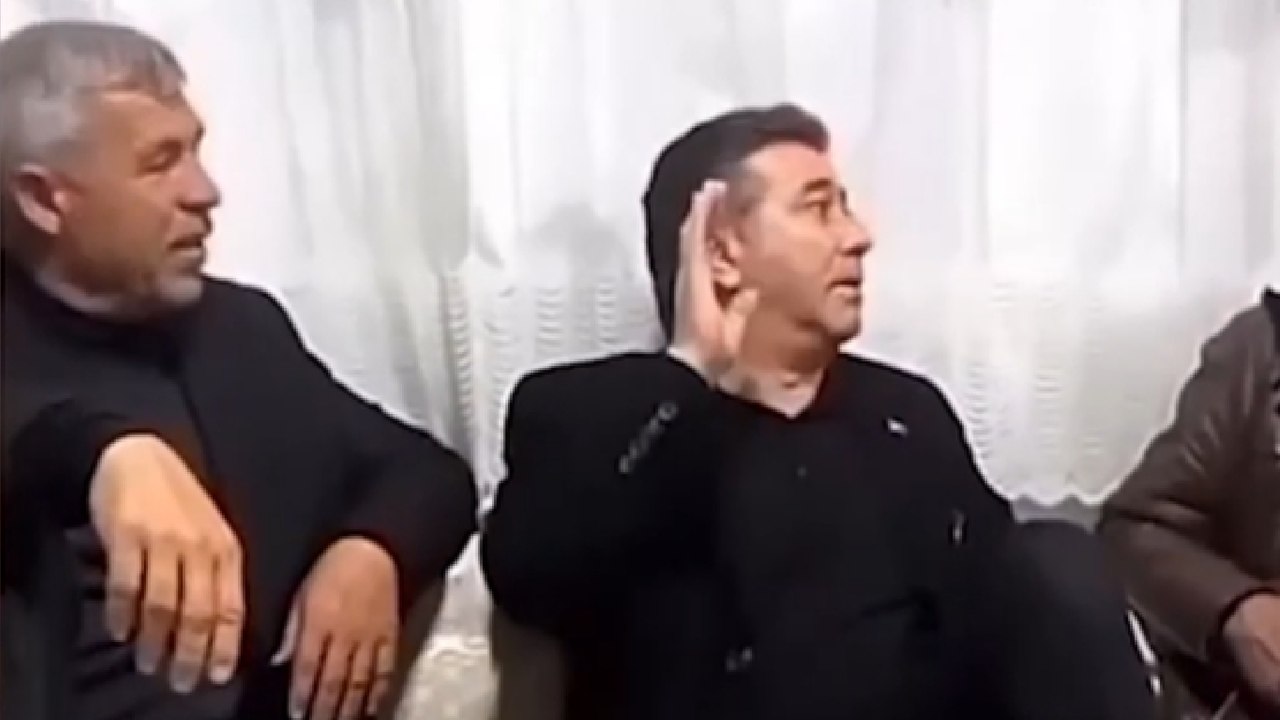 AKP'li aday:  Şimdi arıyorum valiyi her şey 5 dakikada, öyle güzel öyle güzel