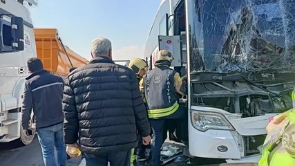 Télécharger la video: TEM’de zincirleme kaza