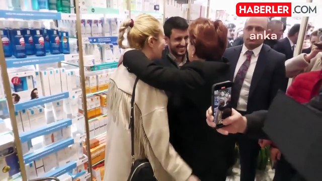 İYİ Parti Genel Başkanı Meral Akşener, Kartal'da esnaf ziyaretinde şikayetlerle karşılaştı