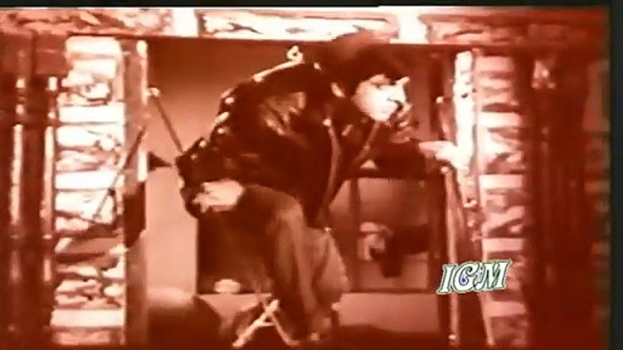 Waheed murad.Badar munir -Clip of pak film EK NAGINA  _1969_  (IGM)