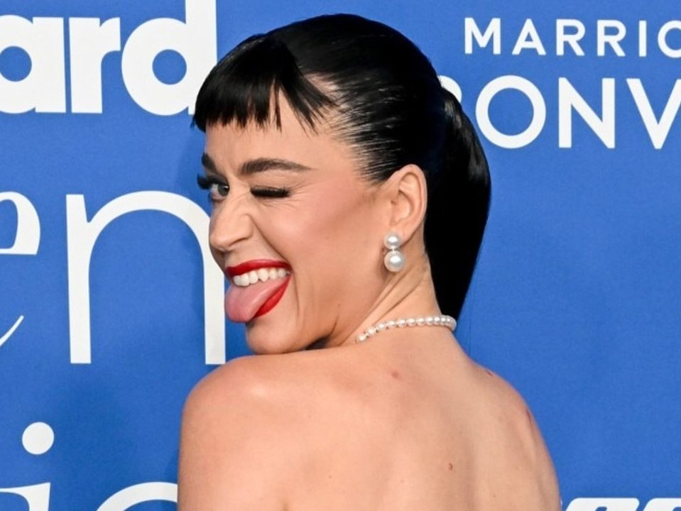 Gewagter Auftritt: Katy Perry zeigt fast alles