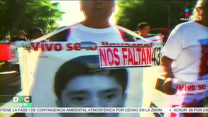 Normalistas tiran puerta de Palacio Nacional. Así transcurrió: