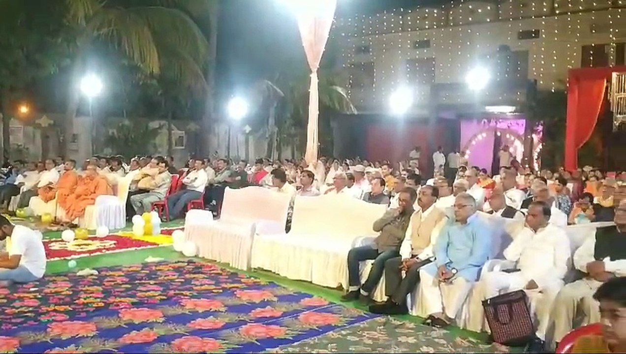 If values ​​are not given to children, then the earned wealth is useless - Prabodh SwamiIf values ​​are not given to children, then the earned wealth is useless - Prabodh Swami