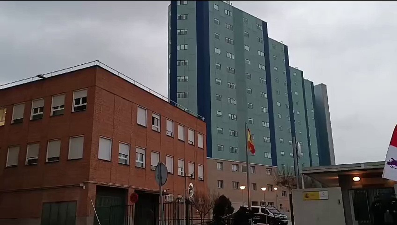 Concentración de agricultores frente a la Guardia Civil por la detención de tres compañeros