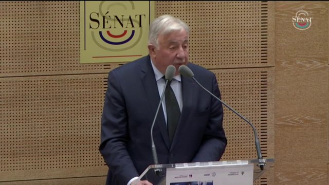 Femmes et IA : Gérard Larcher tance un impensé des politiques publiques
