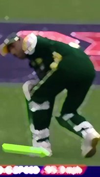 Simple CATCH dropped by KEEPER - Shoaib Akhtar, Rashid Latif, Trescothick