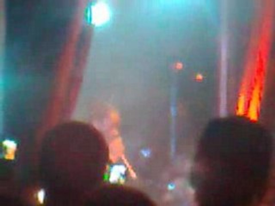 DON'T DIS BOUNTY KILLER IN PARIS...BADAM 3
