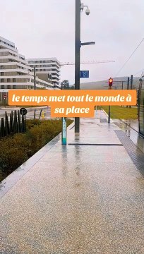 Chaque roi sur son trône et chaque clown dans son cirque