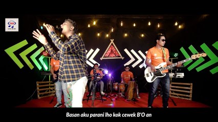 Cewek Tatoan_Daeren Okta [Official Music Video]