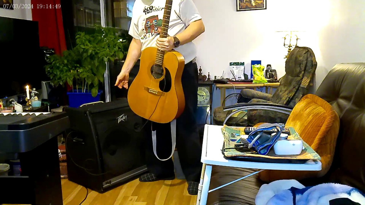 Essayer un AMPLI PEAVEY DE 100 Watts. PREMIÈRE PARTIE.