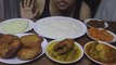 Eating Pappad Fry, Eggplant Pakode, Fish curry with Drumstick and Potato, Egg Curry with Potato, Jalebi, Fish Masala Dry, White Rice