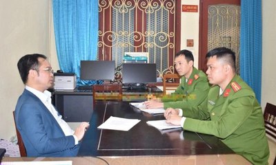 Bắt tổng giám đốc một công ty vàng bạc đá quý