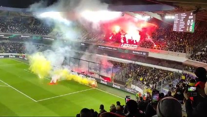 Union - Fenerbahçe : le match interrompu dès la première minute de jeu à cause des fumigènes