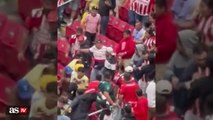 Chivas fan starts fight with América fan after Concacaf Classic loss