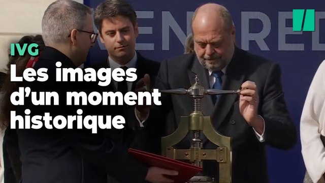 Les images historiques du scellement de l’IVG dans la Constitution