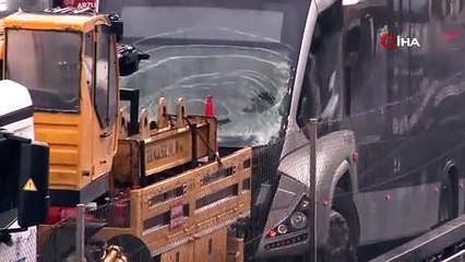 Beceriksiz Ekrem'in metrobüsleri dehşet saçıyor