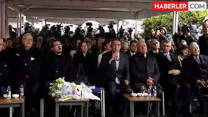 Fenerbahçe'nin ve A Milli Kadın Voleybol Takımı'nın kaptanı Eda Erdem Dündar'ın heykeli açıldı
