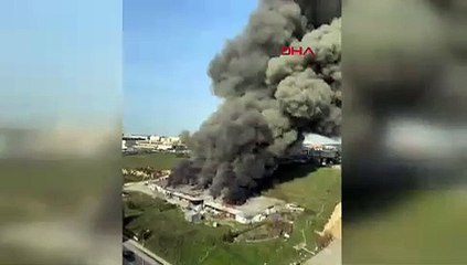 İstanbul'da fabrikada büyük yangın