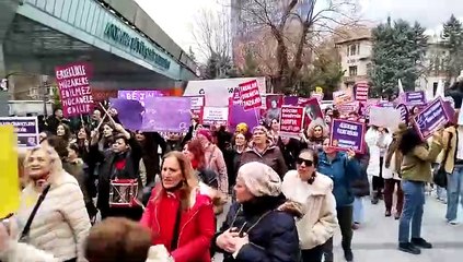 Ankara'da kadınlardan 8 Mart yürüyüşü: "Yeter söz kadınların'