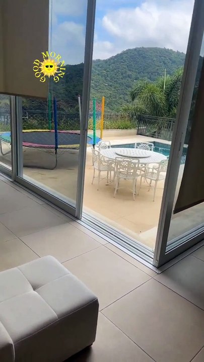 Zilu Camargo exibe detalhes da mansão onde Wanessa está morando após expulsão do BBB  24