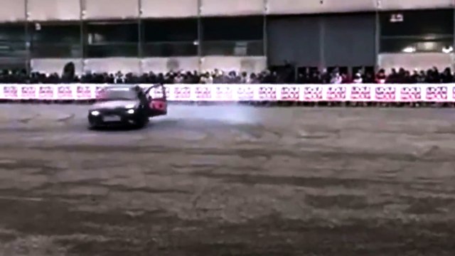 Incidente all'Mbe di Verona, auto sulla folla