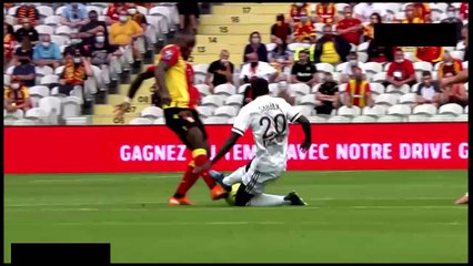 Umwerfende Dribblings: Fußballlegenden #CR7 #Messi