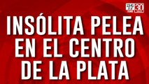 Insólita pelea en el centro de La Plata: dos barras de Gimnasia y Estudiantes a la piña