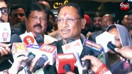 CM ने सपत्नीक रायपुर में देखी फिल्म