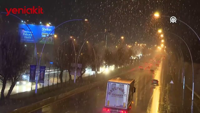 Meteoroloji uyarmıştı! Ankara'da kar yağışı başladı