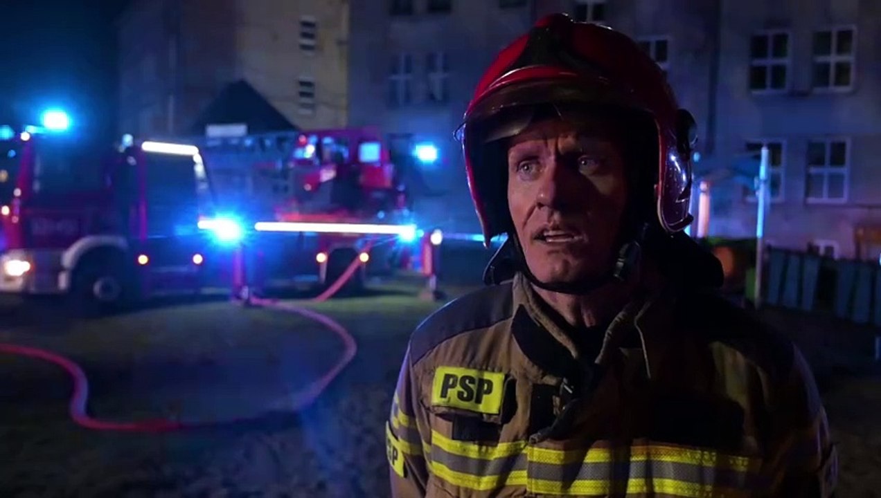 Tragiczny pożar kamienicy przy ul. Karabinierów w Grudziądzu. Nie żyje jedna osoba