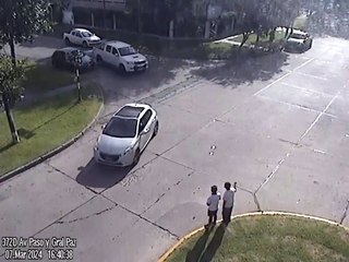 Por cumplir reto de TikTok, dos niños se escapan de escuela en Argentina